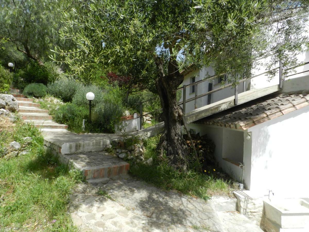 Villa La Fontana Cortes de la Frontera Esterno foto